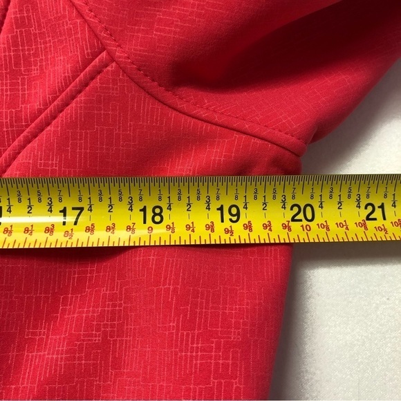 Kirkland Signature Water Repellant Wind Resistant Softshell Jacket Coral Size Md - Picture 7 of 10